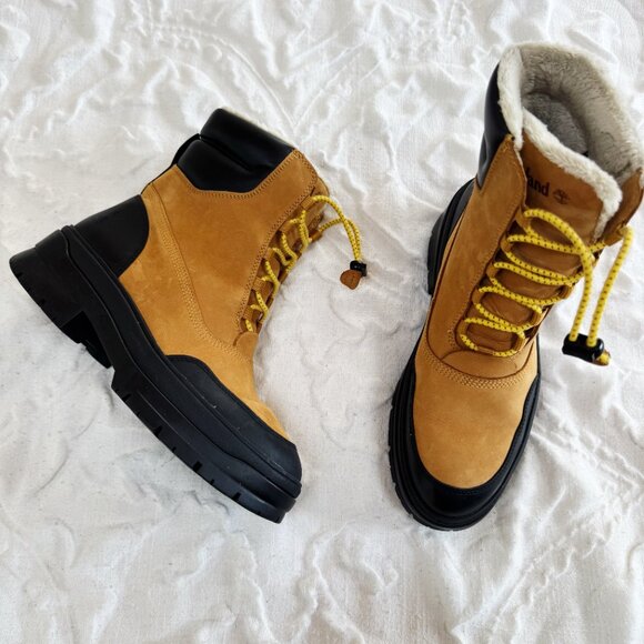 Timberland leather Brooke Valley Winter Boots Size 7.5 New - Picture 4 of 8